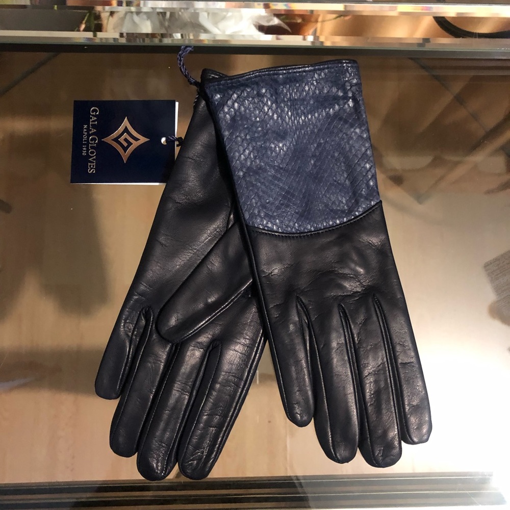 Gloves